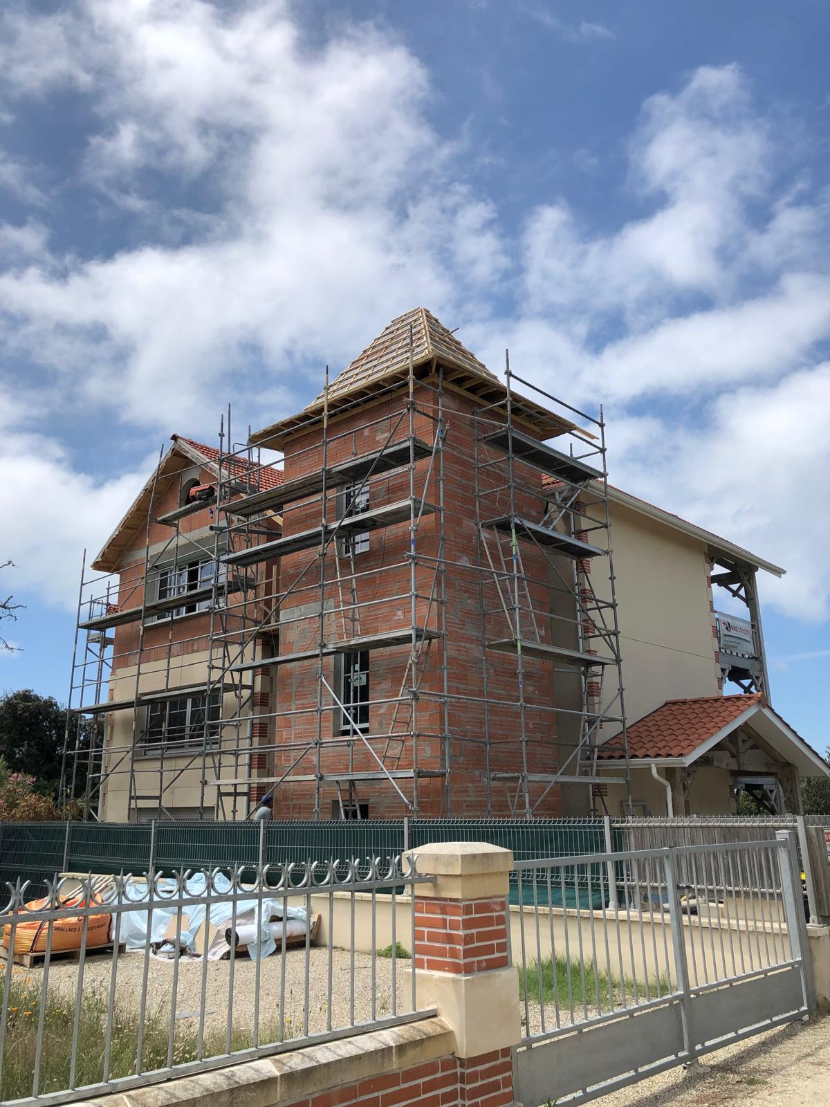 Chantier échafaudage RESSOURCES BTP